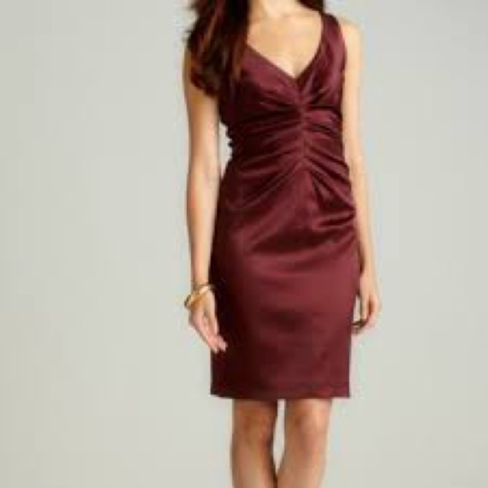 NWT T Tahari Annette sleeveless cocktail dress in Apple Tart, US 4.